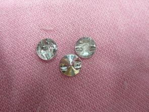 廠家直銷優(yōu)質(zhì)手縫亞克力衛(wèi)星紐扣 多領(lǐng)域應(yīng)用的時(shí)尚與實(shí)用之選